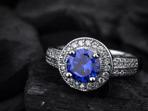 Loan against jewellery blue diamond ring