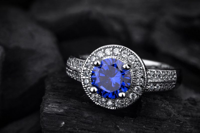Loan against jewellery blue diamond ring