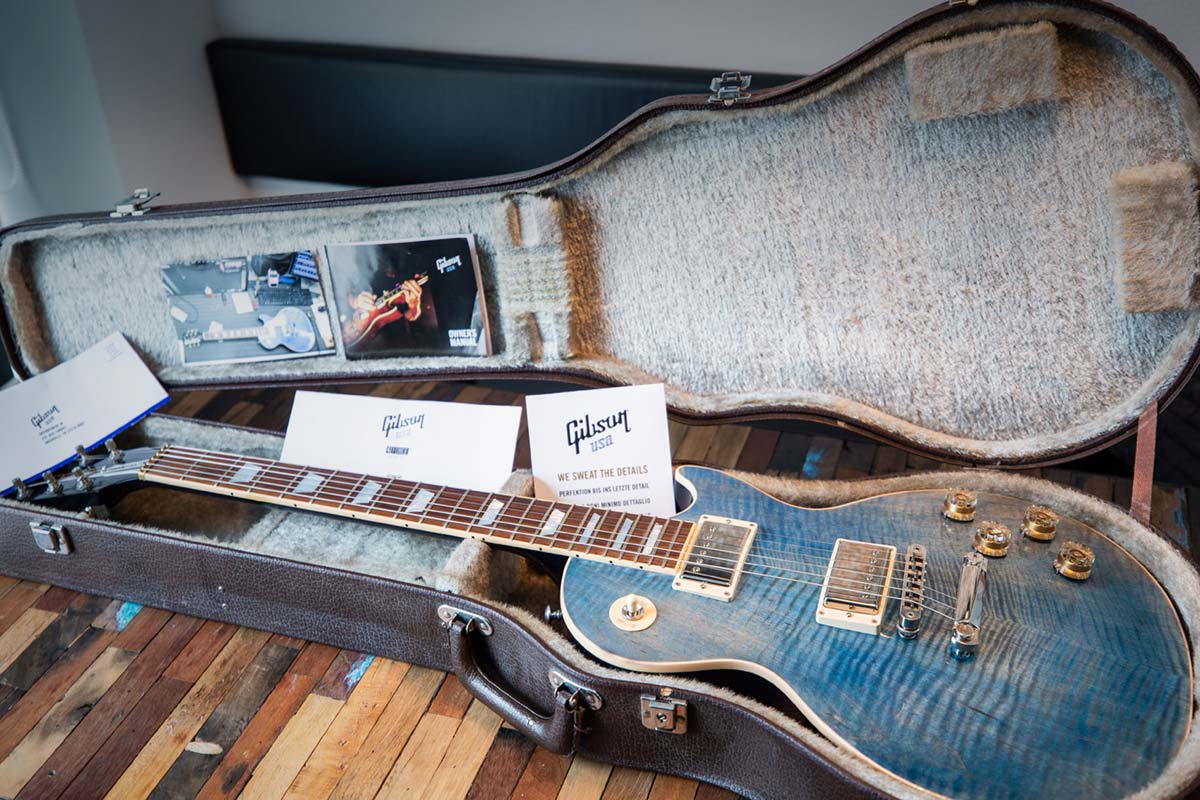 loan against antique guitar