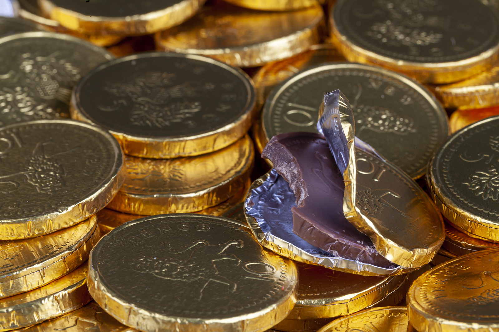 How to Test if Your Gold Jewellery is Real, Fake or Plated