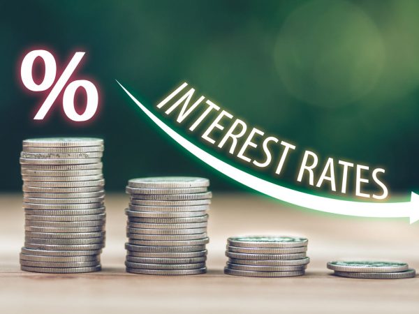 5 Ways to Benefit from Falling Interest Rates in South Africa